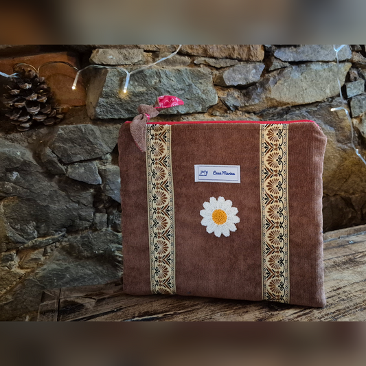 Petite Pochette