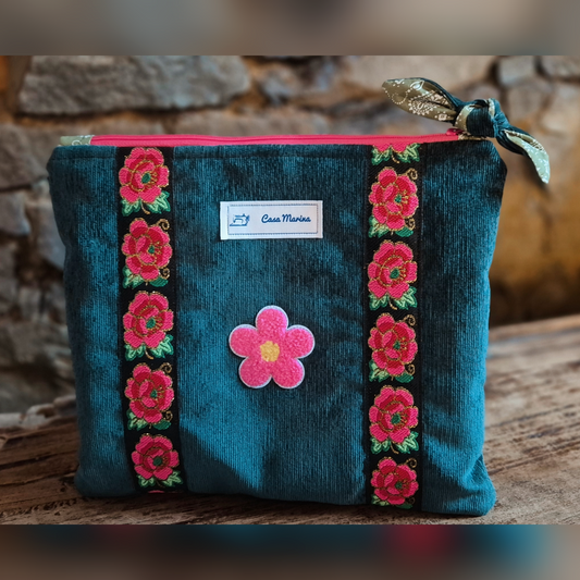Petite Pochette