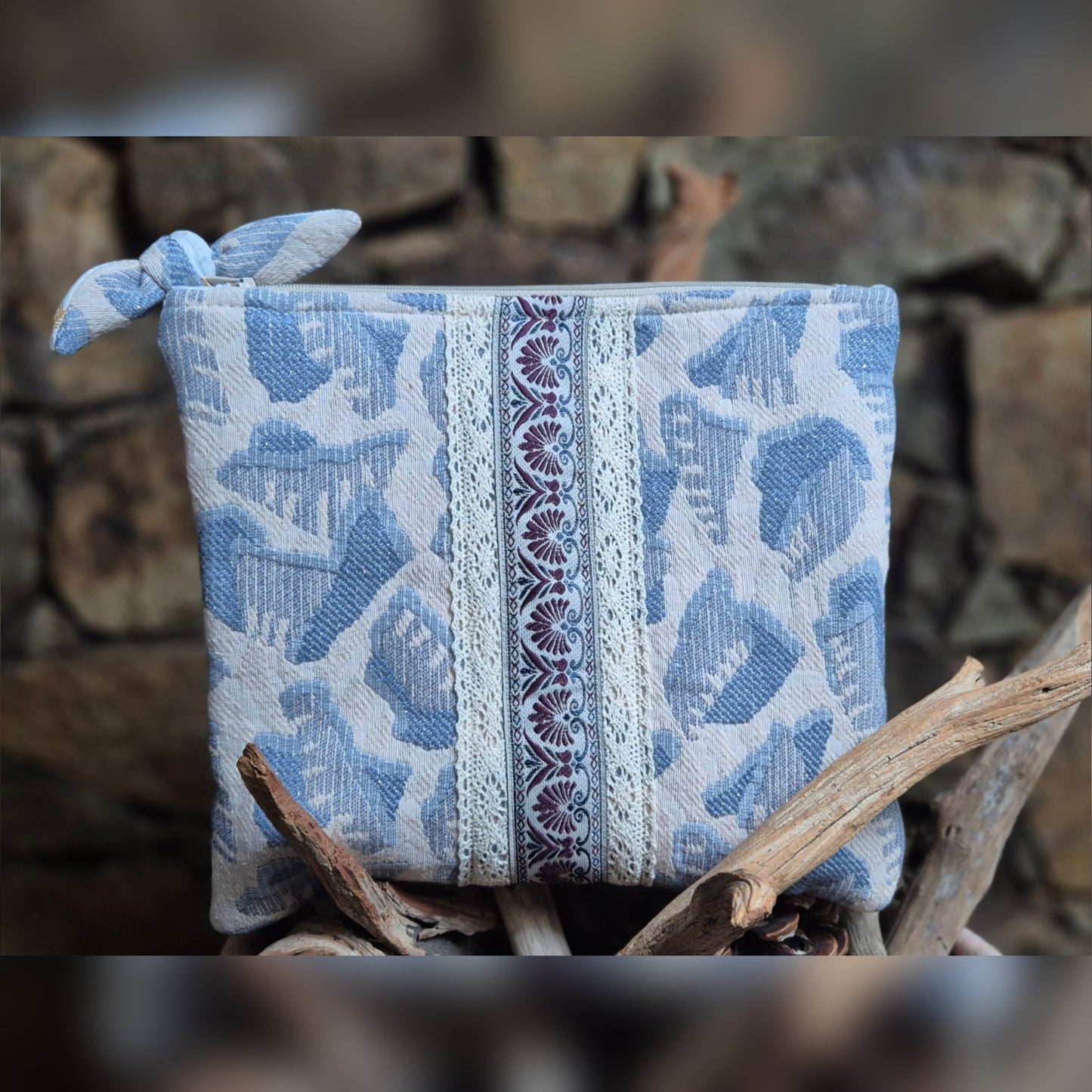 Petite Pochette