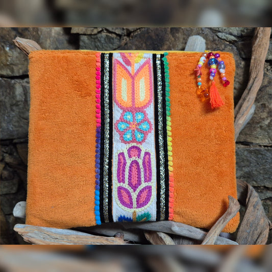 Petite Pochette